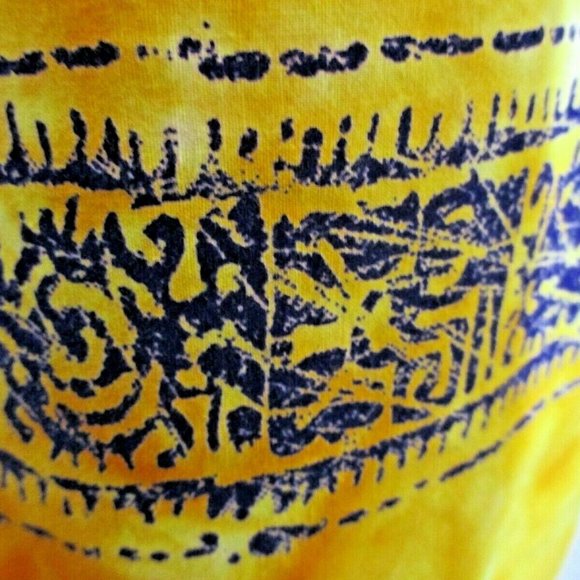Mens Tie Dye Batik Hawaiian Shirt sz XL Bright Yellow w Blue Petroglyphs - Picture 2 of 9